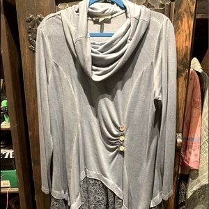 XL Krazy Kat blouse w/cowl neck and lace trim.